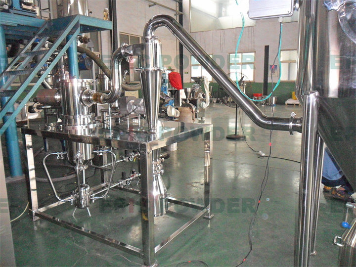 量產(chǎn)型對噴式氣流粉碎機(jī)
